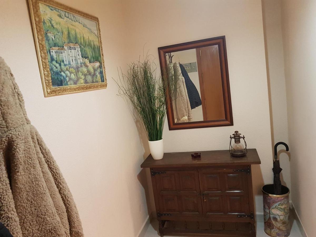 Apartamento Los Buhos Murcia Bagian luar foto